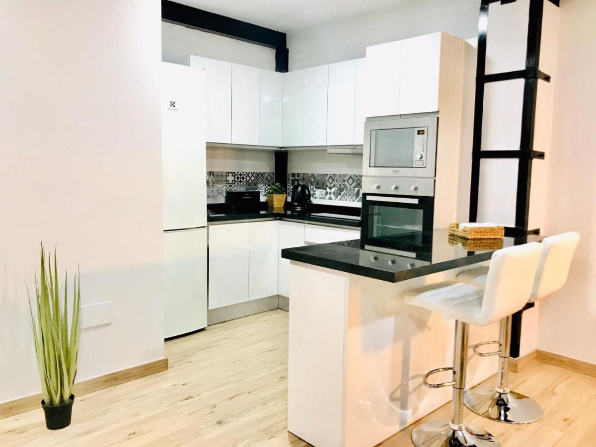 مالقة Modern & Spacious Apartment In Plaza De La Merced المظهر الخارجي الصورة