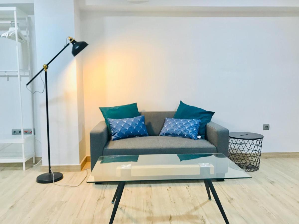 مالقة Modern & Spacious Apartment In Plaza De La Merced المظهر الخارجي الصورة
